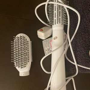 T3 Airebrush duo interchangeable hot air blow dry brush